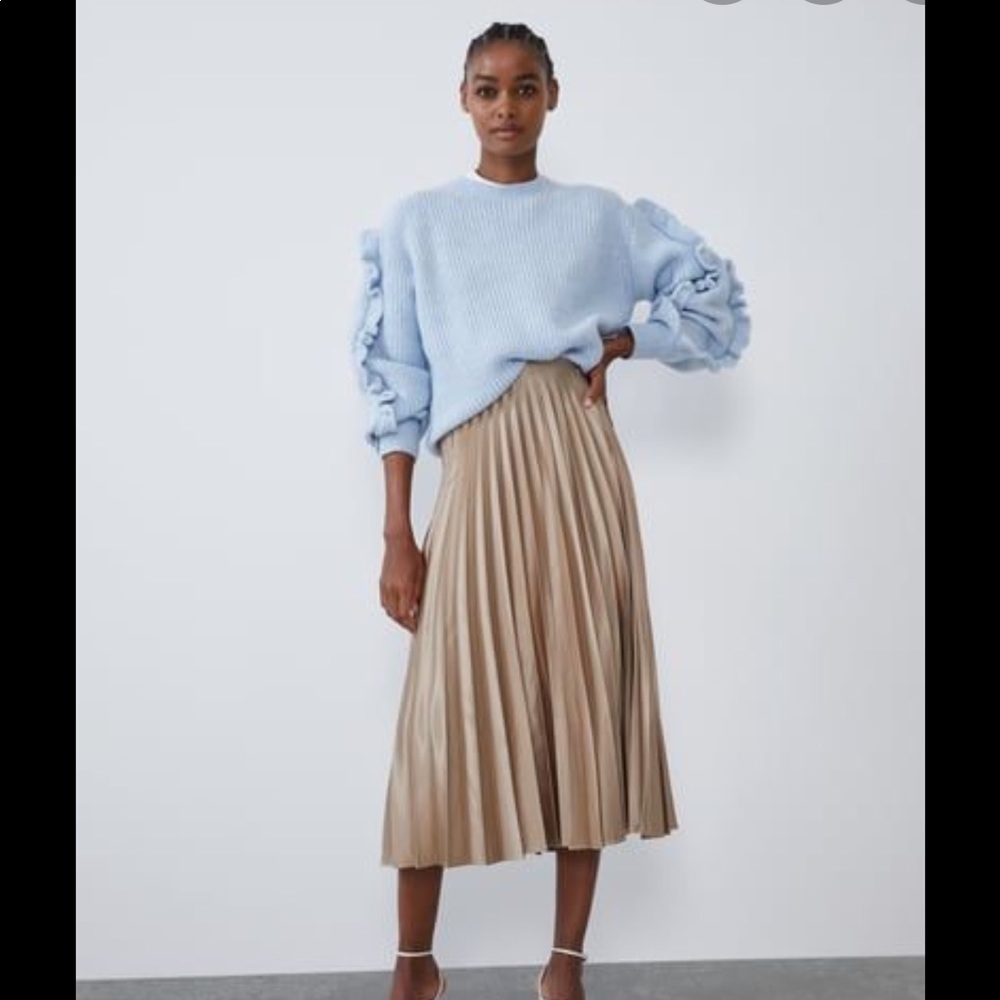Brand new Zara Satin Pleated Midi Skirt